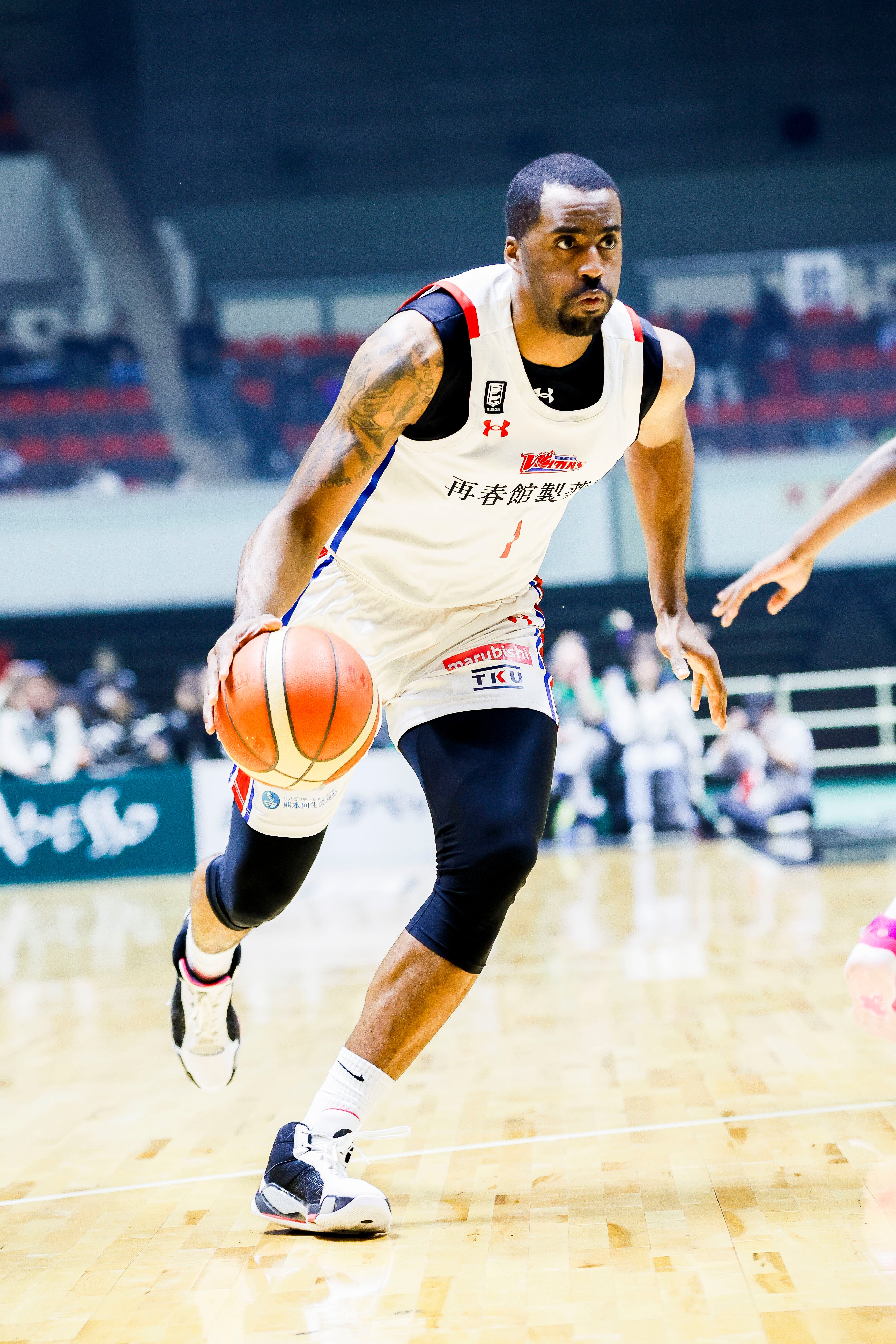 '©B.LEAGUE'